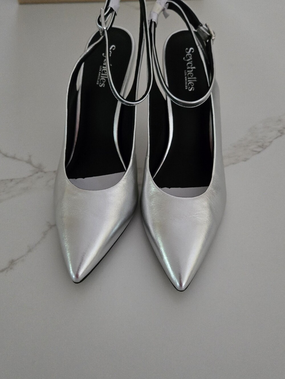 NWT Seychelles GIRL BOSS Silver Pointed Slingback Pumps - Picture 3 of 6